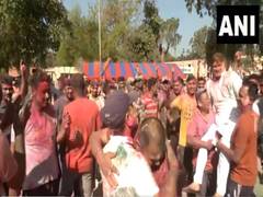 
      
      BSF personnel celebrate Holi at Khasa headquarters in Amritsar
      
      