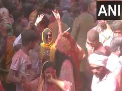 
      
      India drenched in colours of Holi celebration
      
      