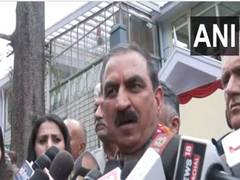 
      
      CM Sukhu calls Kangana Ranaut 'daughter of Himachal'
      
      