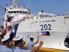 
      
      Indian Coast Guard ship docks at Manila port amid tensions
      
      