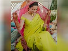 
      
      Kriti Kharbanda drops pics from her Chooda ceremony
      
      