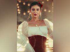 
      
      Dhvani Bhanushali unveils new single ‘Thank You God’
      
      