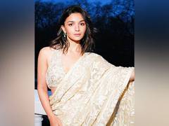 
      
      Alia Bhatt sings ‘Ikk Kuddi’ at her charity gala dinner in London
      
      