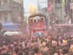 
      
      Madhya Pradesh: Rangpanchami Ger begins in Indore
      
      