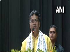 
      
      Tripura CM Manik Saha participates in 'Manthan' discussion with p
      
      