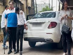 
      
      Randhir Kapoor, Babita spend Sunday with daughter Kareena
      
      