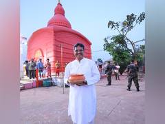 
      
      Matabari ‘Peda’, traditional Rignai of Tripura receive GI tag
      
      
