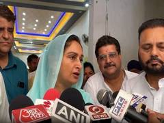 
      
      Punjab Congress should clear stand on Kejriwal: Harsimrat Kaur
      
      