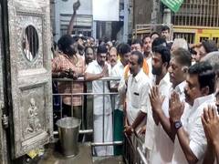 
      
      Former TN Chief Minister beigns his Lok Sabha campaign  
      
      