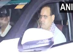 
      
      Rajasthan CM arrives in Delhi, likely to discuss polls
      
      