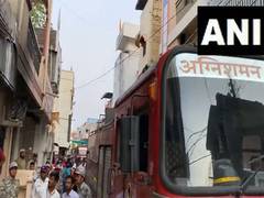 
      
      Maharashtra: 7 members of family killed in clothing shop fire 
      
      