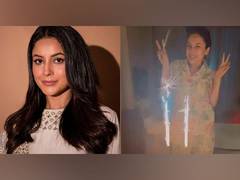 
      
      This is how Shehnaaz celebrated her debut as playback singer
      
      