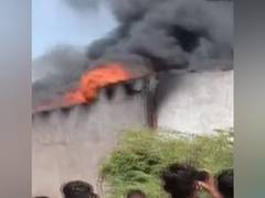 
      
      Gujarat: Fire breaks out at a plastic factory in Morbi
      
      
