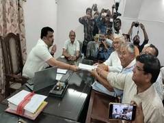 
      
      LS polls: Rajasthan BJP leader PP Chaudhary files nomination 
      
      