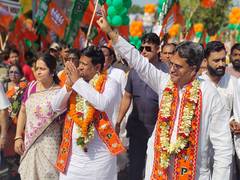 
      
      Tripura CM Manik Saha held rally in Balurghat
      
      