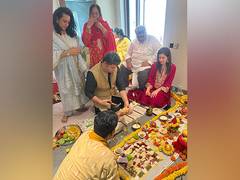 
      
      Raashii Khanna performs pooja at her new house in Hyderabad
      
      