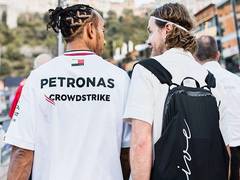 
      
      Lewis Hamilton backs Sebastian Vettel to return to F1
      
      