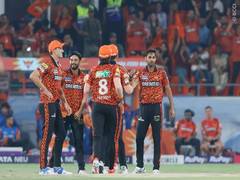 
      
      Sunrisers Hyderabad restrict Chennai Super Kings to 165/5
      
      