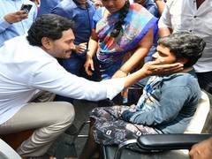 
      
      CM Reddy stops convoy during roadshow to meet differently-abled 
      
      