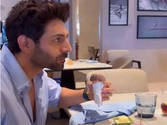 
      
       Kartik Aaryan’s cheat day is full of ice creams 
      
      