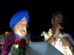 
      
      BJP's Annamalai holds roadshow in Coimbatore
      
      