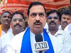 
      
      'Election to be fought on nationalism, development, not caste'
      
      