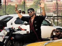
      
       'Bhool Bhulaiyaa 3': Kartik Aaryan shoots in Ko
      
      