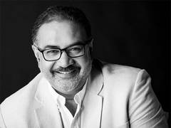 
      
      Vinod Sekhar felicitated with Bhartiya Mahantam Vikas Puraskar
      
      