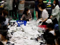 
      
      South Korean Opposition set for landslide victory in polls
      
      
