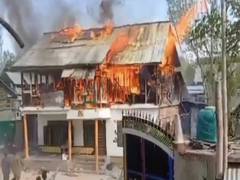 
      
      J-K: Massive fire breaks out in residential building in Bandipora
      
      