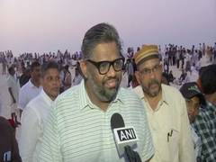 
      
      Lakshadweep: Cong candidate begins campaign with Eid prayers,...
      
      