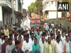 
      
      CM Manik Saha holds rally in support of Biplab Kumar Deb
      
      