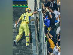 
      
      MS Dhoni lights up Wankhede with hat-trick of sixes against MI
      
      