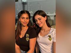 
      
      Suhana, Ananya back from Kolkata
      
      