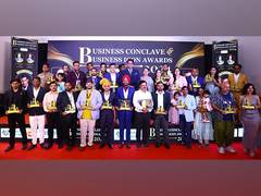 
      
      Sharman Joshi Shines the Franchise Batao Business Awards
      
      