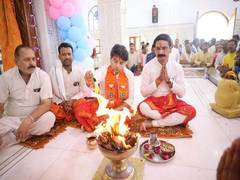 
      
      Scindia offers prayers at Hanuman Temple in Guna ahead nomination
      
      