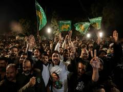 
      
      LHC sets aside victory notifications of two PML-N leaders
      
      