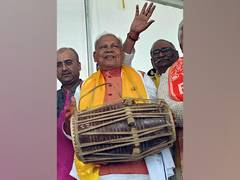 
      
      Jitan Ram Manjhi vs RJD’s Kumar Sarvjeet in Bihar’s Gaya
      
      
