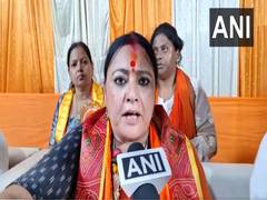 
      
      BJP's Agnimitra Paul attacks Amit Mitra over his UCC remarks
      
      
