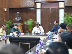 
      
      LS polls: U'khand CEO holds meeting with all dept, agencies
      
      