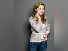 
      
      Jenna opens up on shooting for 'Mean Girls' with broken shoulder
      
      