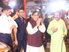 
      
       Mukesh Ambani offers prayers at Siddhivinayak Temple
      
      