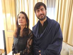 
      
      Mumtaz attends party in Pakistan, poses with Fawad Khan, Rahat
      
      