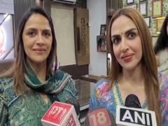 
      
      Hema Malini’s daughter Isha and Ahana visit Mathura 
      
      