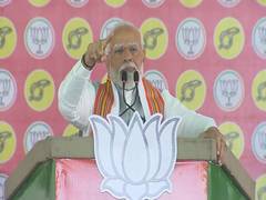 
      
      PM Modi takes on Congress as he holds a series of rallies
      
      