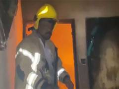 
      
      Maharashtra: Fire breaks out in residential building in Navi Mumb
      
      