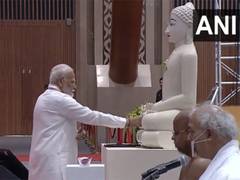 
      
      PM Modi, Amit Shah extend wishes on Mahavir Jayanti
      
      