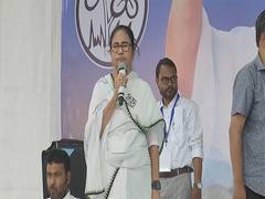 
      
      Save your seat first, then do dalali: Mamata Banerjee 
      
      