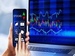 
      
      Stock market closes in green
      
      