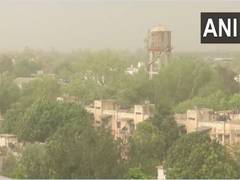
      
      Rain lashes several parts of Delhi
      
      